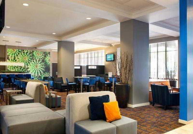 Courtyard Houston Downtown Convention Center Hotell Exteriör bild